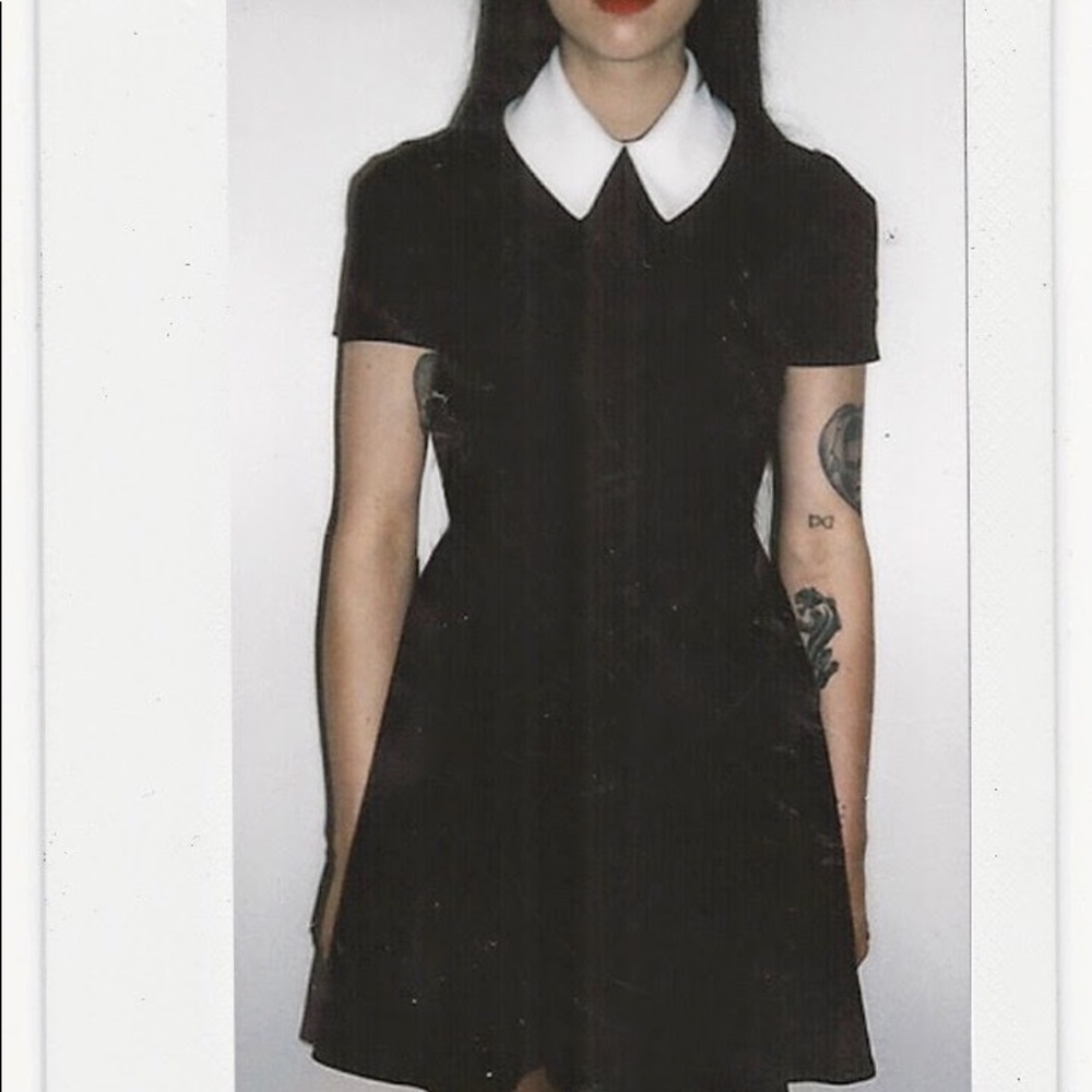 DEANDRI ROSELLE DRESS - SHORT LENGTH/SIZE M